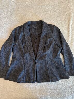 Torrid ponte chevron print blazer